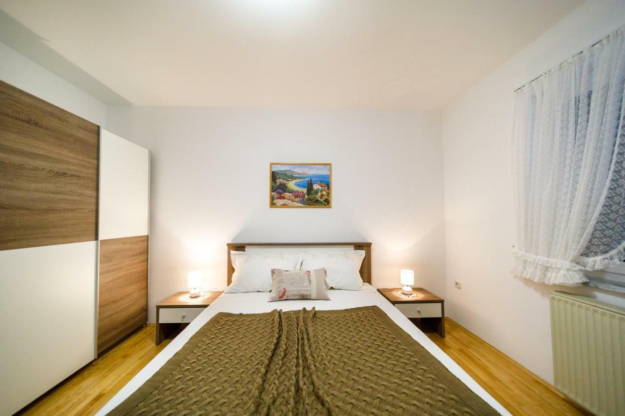 Apartment Anton Krk Town Extérieur photo